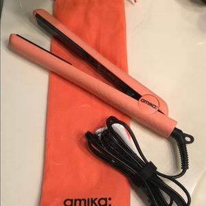 Amika hair straightener.